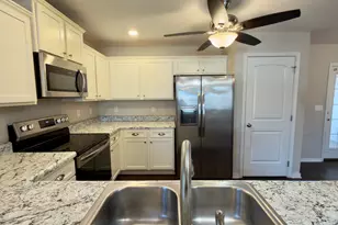 201 Wainwright Dr, Crestview, FL 32539 - Photo 4