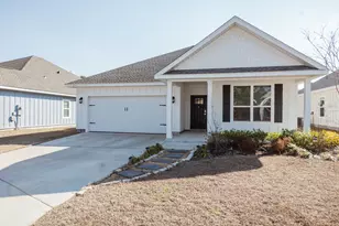 233 Lyla Ln, Crestview, FL 32539 - Photo 2