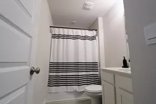 440 Scarborough St, Crestview, FL 32539 - Photo 8