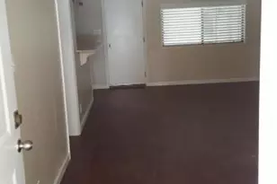 28 Stewart Cir, Fort Walton Beach, FL 32547 - Photo 2