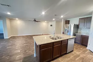 1004 Limpkin St, Crestview, FL 32539 - Photo 6