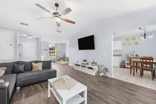 404 Bobby Dr, Crestview, FL 32536 - Photo 4