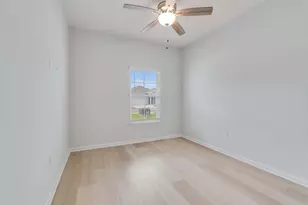 24 Riverwalk Cir, Freeport, FL 32439 - Photo 12