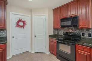 48 Cannon Dr, Laurel Hill, FL 32567 - Photo 8