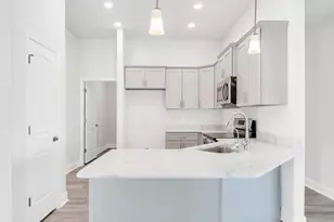 126 Bonne Vue Cir, Freeport, FL 32439 - Photo 8