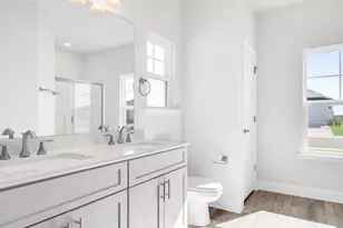 126 Bonne Vue Cir, Freeport, FL 32439 - Photo 10