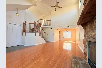 1605 E Mariah Way E, Fort Walton Beach, FL 32547 - Photo 2