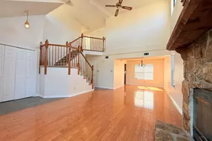 1605 E Mariah Way E, Fort Walton Beach, FL 32547 - Photo 2