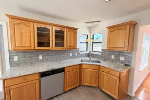 1605 E Mariah Way E, Fort Walton Beach, FL 32547 - Photo 6