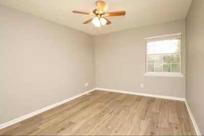 315 NE Sudduth Circle NE, Fort Walton Beach, FL 32548 - Photo 8