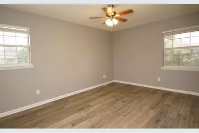 315 NE Sudduth Circle NE, Fort Walton Beach, FL 32548 - Photo 2