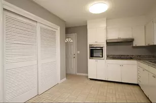 315 NE Sudduth Circle NE, Fort Walton Beach, FL 32548 - Photo 12