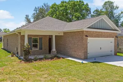 1607 26th Street, Niceville, FL 32578 - Photo 2
