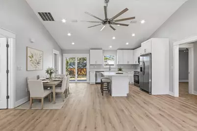 84 W Oleander Avenue W, Defuniak Springs, FL 32433 - Photo 4