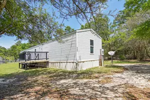 142 Snapdragon St, Defuniak Springs, FL 32433 - Photo 2