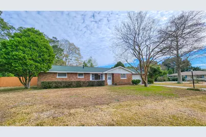 109 NW Maurice Avenue NW, Fort Walton Beach, FL 32548 - Photo 2