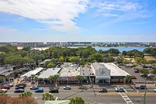 174 SE Miracle Strip Parkway SE, Fort Walton Beach, FL 32548 - Photo 2