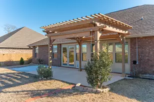 6223 Ithaca St, Milton, FL 32570 - Photo 2