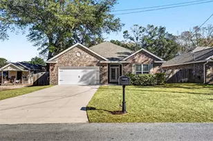 503 Nutmeg Ave, Niceville, FL 32578 - Photo 1