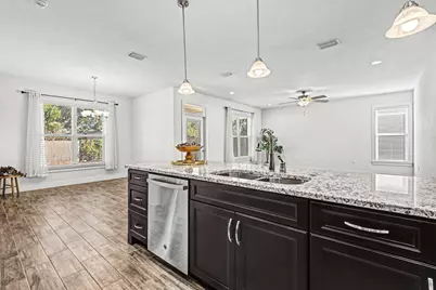 503 Nutmeg Avenue, Niceville, FL 32578 - Photo 12