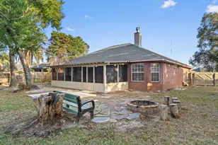 1963 Melissa Oaks Dr, Gulf Breeze, FL 32563 - Photo 36