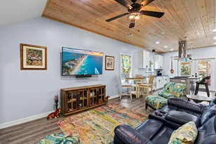 236 Bayou Cir, Freeport, FL 32439 - Photo 4