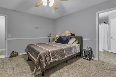 205 Trish Drive, Crestview, FL 32536 - Photo 16