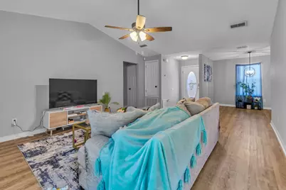 205 Trish Drive, Crestview, FL 32536 - Photo 8