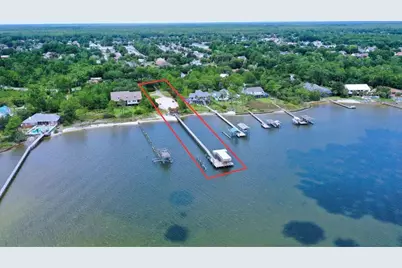 492 Parish Boulevard, Mary Esther, FL 32569 - Photo 2