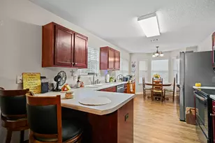 5315 10 Point Dr, Crestview, FL 32539 - Photo 10