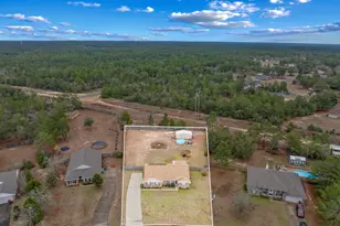 5315 10 Point Dr, Crestview, FL 32539 - Photo 2