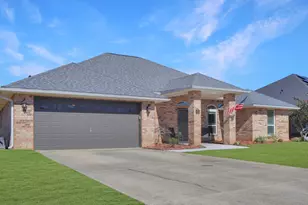 2338 Tall Oak Dr, Cantonment, FL 32533 - Photo 4