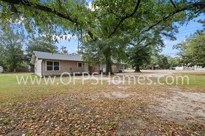 309 E Walnut Avenue, Crestview, FL 32536 - Photo 1