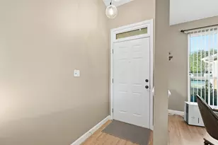 8563 Vehlin Ct, Navarre, FL 32566 - Photo 10