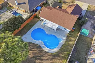 8563 Vehlin Ct, Navarre, FL 32566 - Photo 2