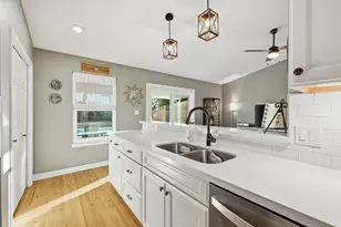 8563 Vehlin Ct, Navarre, FL 32566 - Photo 22