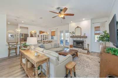 354 E Club House Drive E, Freeport, FL 32439 - Photo 2