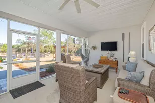 354 E Club House Dr E, Freeport, FL 32439 - Photo 16