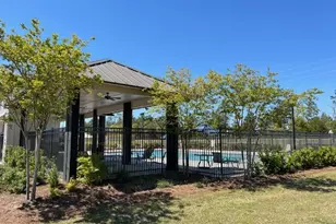 202 Laurel Hl St, Crestview, FL 32539 - Photo 24