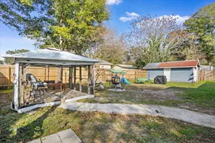 209 2nd St, Niceville, FL 32578 - Photo 22