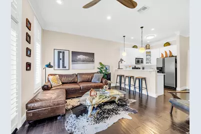 100 Downing Street #10, Panama City Beach, FL 32413 - Photo 2