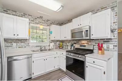 3010 Windsor Circle, Crestview, FL 32539 - Photo 6