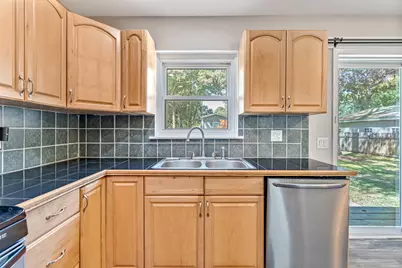 309 Cloverdale Boulevard, Fort Walton Beach, FL 32547 - Photo 20