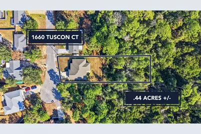 1660 Tuscon Court, Gulf Breeze, FL 32563 - Photo 2