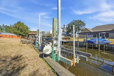 1602 Bataan Lane, Gulf Breeze, FL 32563 - Photo 4