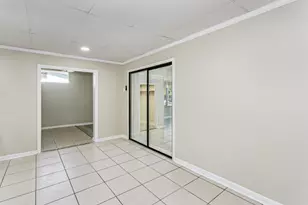 123 SW Robinwood Dr SW, Fort Walton Beach, FL 32548 - Photo 10