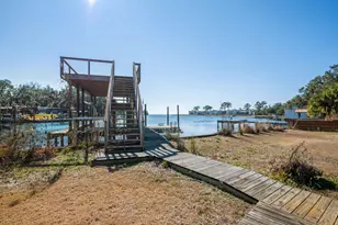 27 Old Ferry Rd, Shalimar, FL 32579 - Photo 106