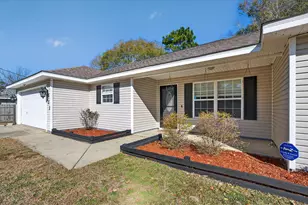 322 Strawbridge Dr, Crestview, FL 32539 - Photo 6