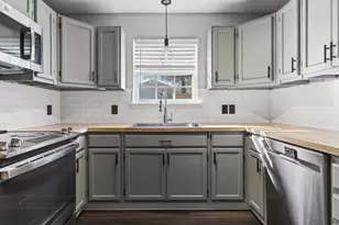 322 Strawbridge Dr, Crestview, FL 32539 - Photo 14