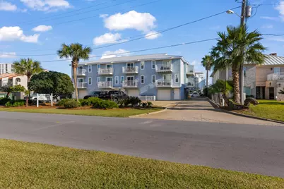 22 Moreno Point Road #UNIT 03, Destin, FL 32541 - Photo 2